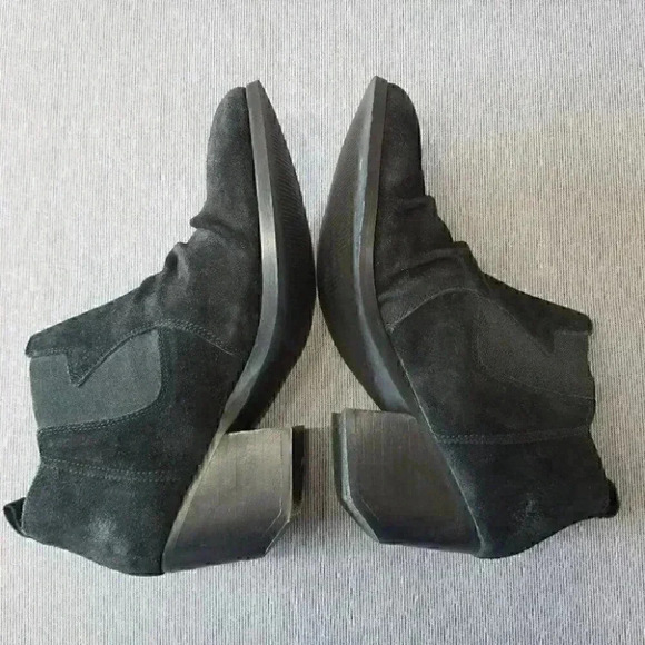 Coconut by Matisse Remmie Black Suede Ankle Slip on Bootie Boots 7.5 - Picture 6 of 9